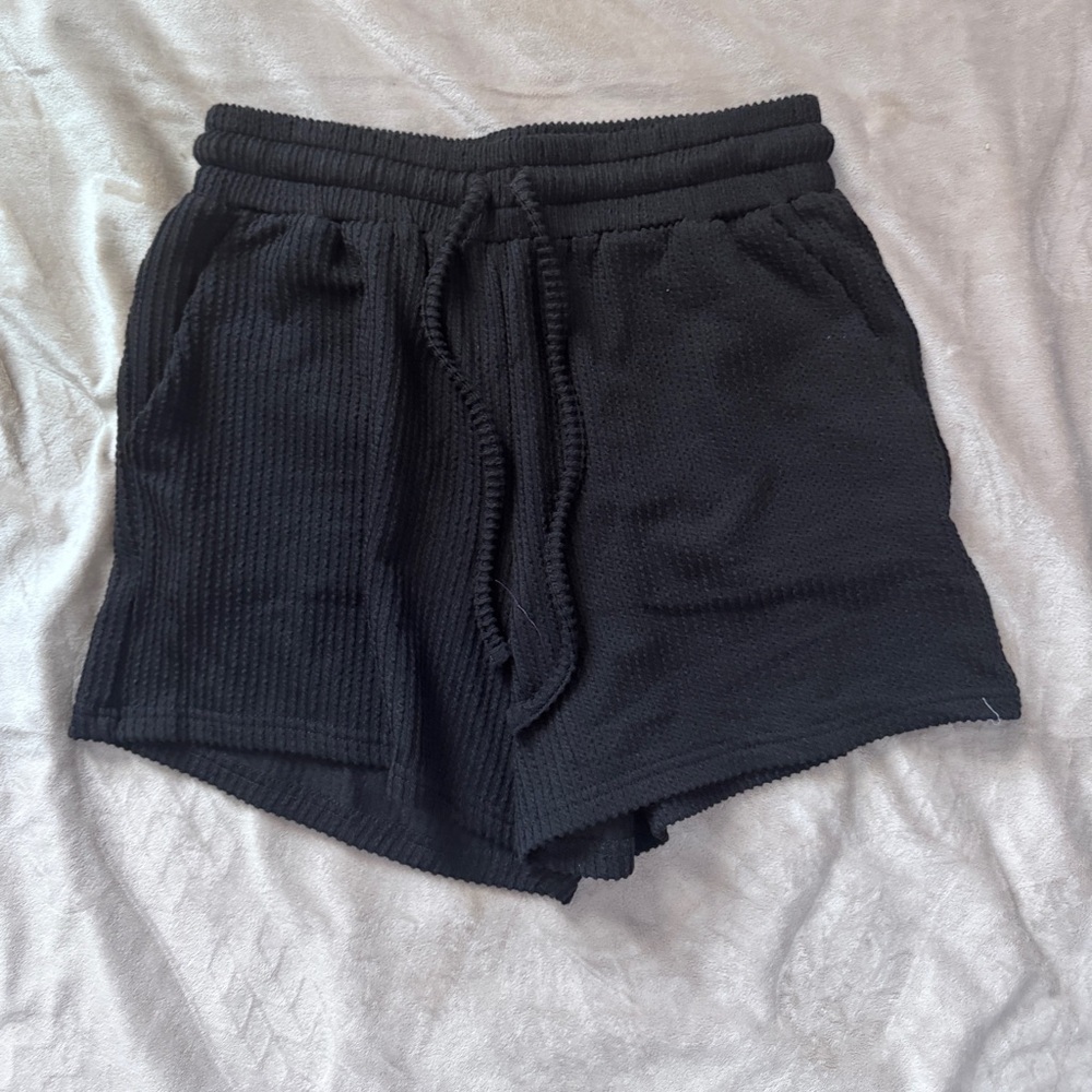 NWOT-Zenana Outfitters Black Ribbed Top & Shorts Set-Small - Picture 5 of 6